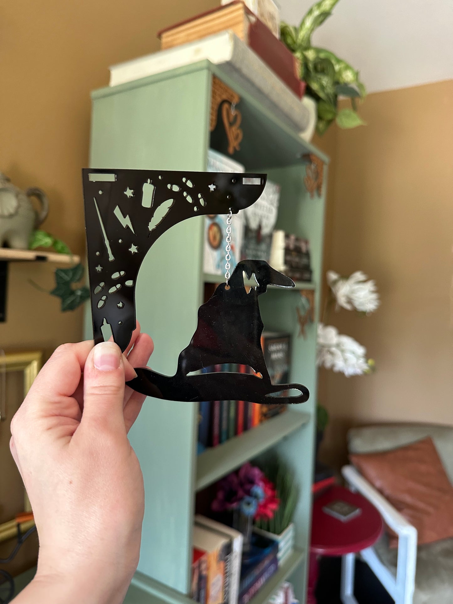 Wizard Shelf Hanger