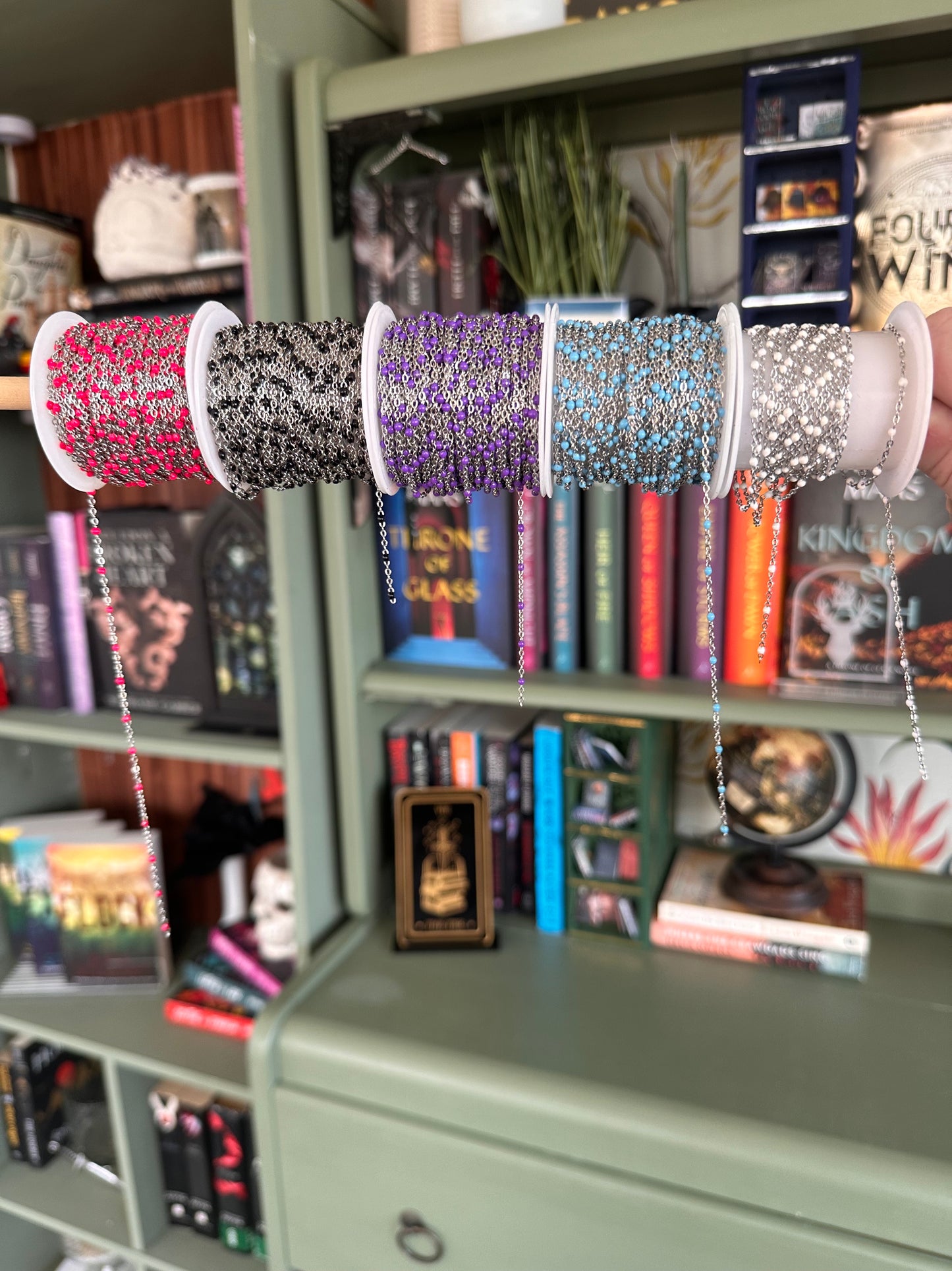 Roses & Hearts Charm Shelf Hanger