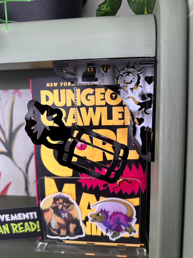 Dynamite DCC Shelf Hanger