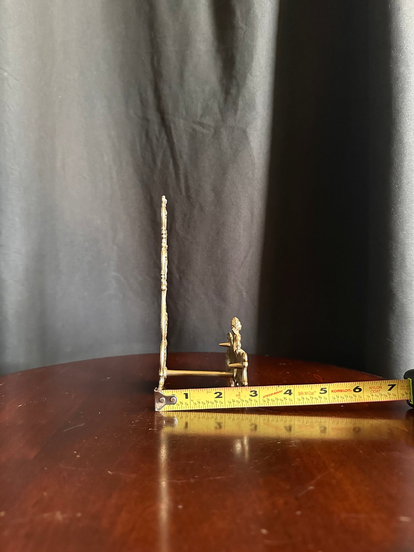 Silver Cherub Easel