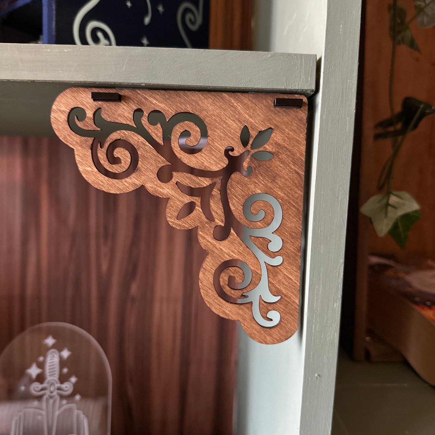 (NEW) Flourish Corner Hanger Set